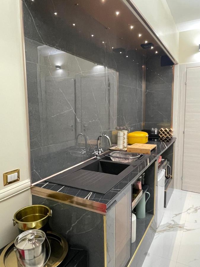 Spanish Steps Glamour & Sauna Luxury Apartment **** Rzym Zewnętrze zdjęcie